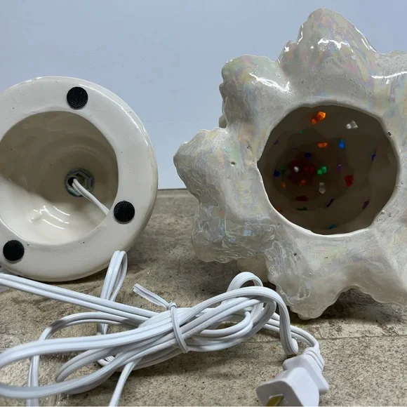 Handmade glazed white mother of pearl Christmas tree - Picture 4 of 7